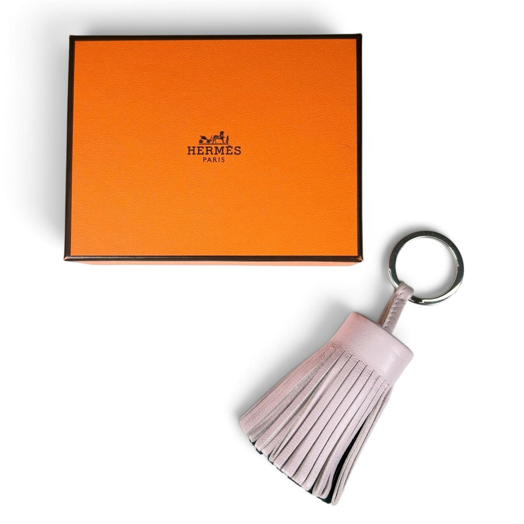 Pristine HERMES charm Carmen Tricolor mauve pail Anyo Miro Women