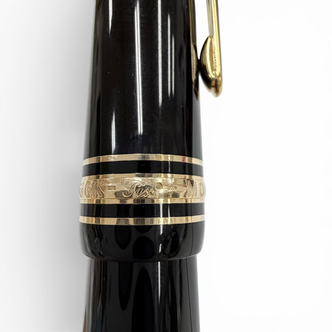 Excellent MONTBLANC fountain pen Meisterstück 147 Traveler black 14K mens