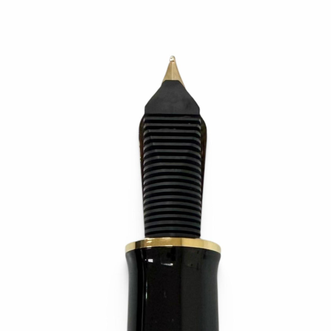 Excellent PERIKAN fountain pen Sovereign black 18K mens M1000