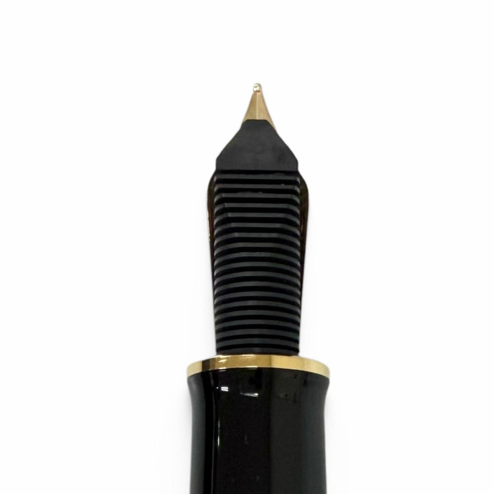 Excellent PERIKAN fountain pen Sovereign black 18K mens M1000