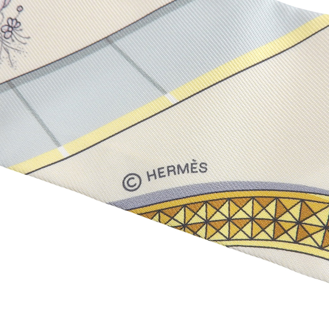 Pristine HERMES scarf Twilly Gran Apara beige silk Women
