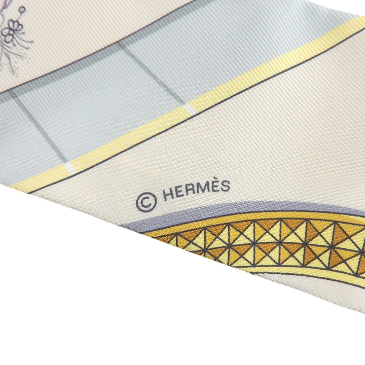 Pristine HERMES scarf Twilly Gran Apara beige silk Women