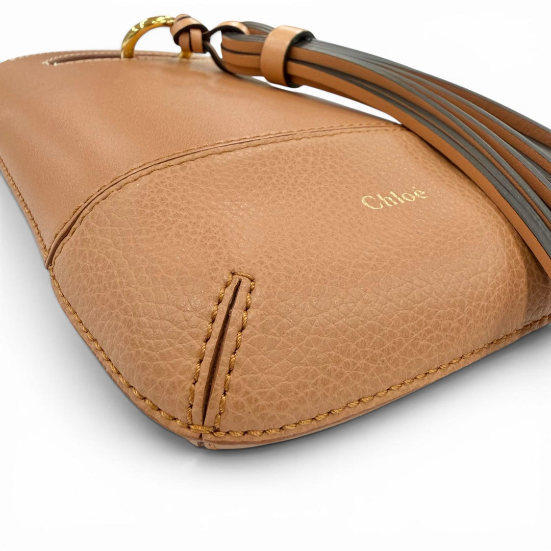 Excellent Chloe Shoulder Bag WALDEN Walden Phone Pouch Women CHC20AP330C6126B