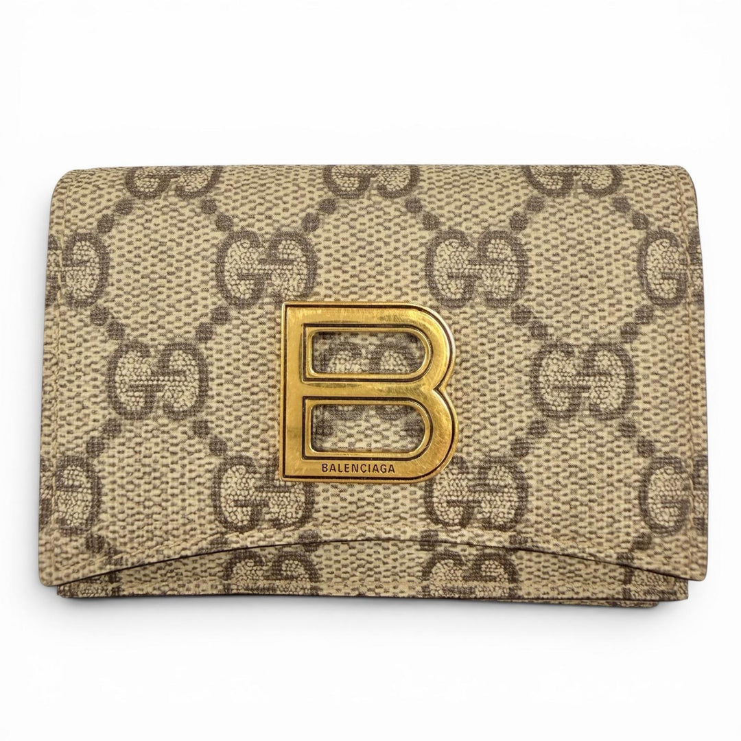 Great GUCCI×BALENCIAGA Tri-fold wallet beige GG Supreme Canvas Women 681700