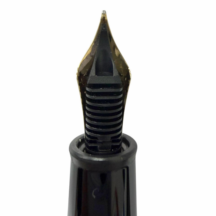 Very Good MONTBLANC fountain pen Meisterstück Classic black 14K mens