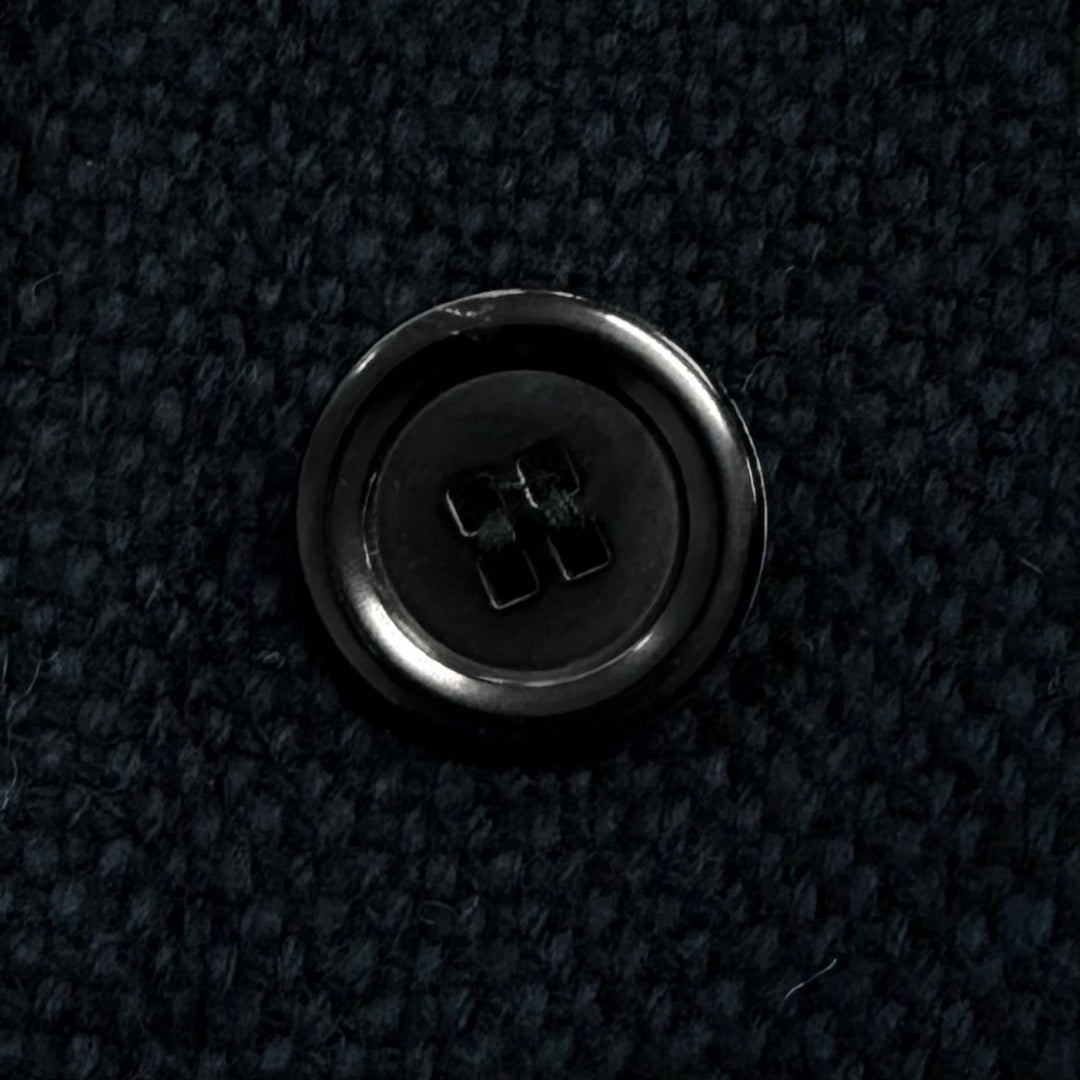Great LOUIS VUITTON Jacket Monogram lining, concealed placket. Navy cashmere 42