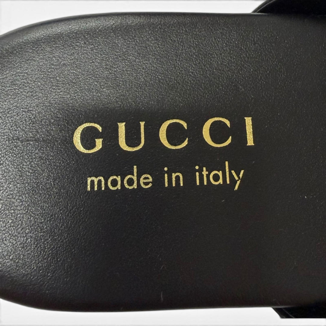 Pristine GUCCI Sandals Horsebit Gold Metal Flat Shoes Mules black