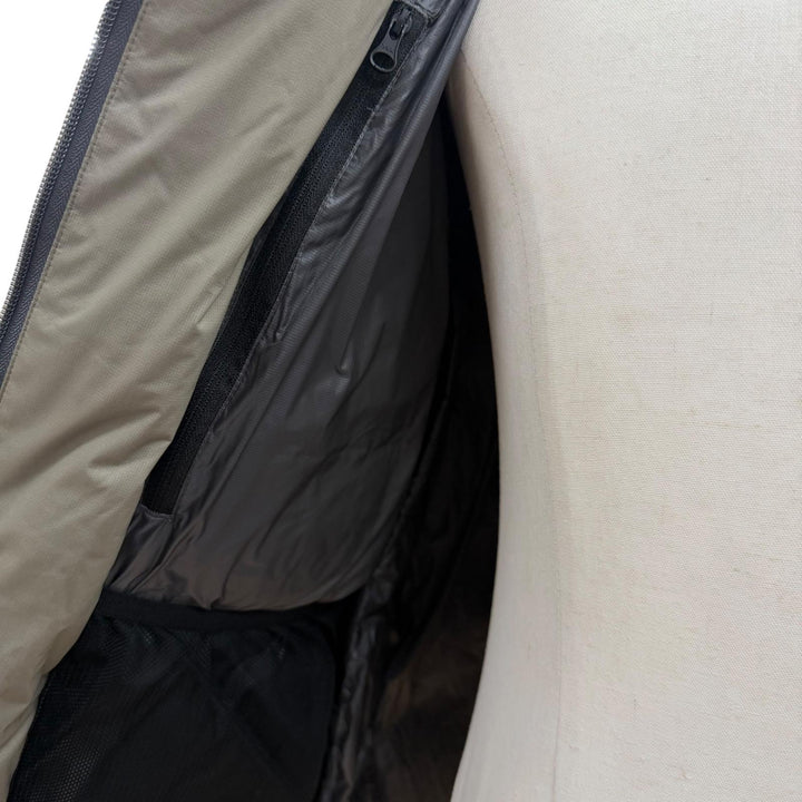 Great NANGA WHITE LABEL Down jacket khaki Nylon mens S