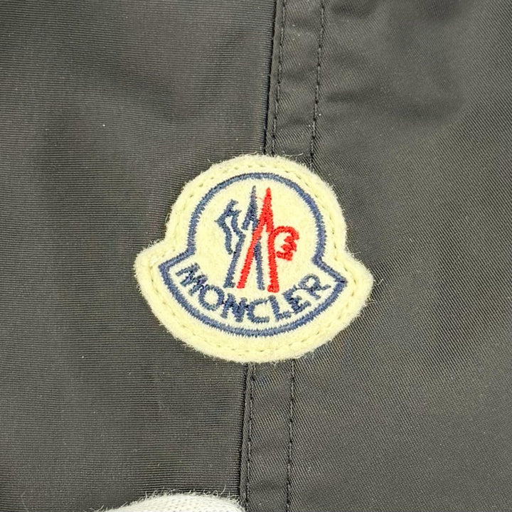 Great MONCLER coat MUTCHE Logo patch and hood black polyester Women 0