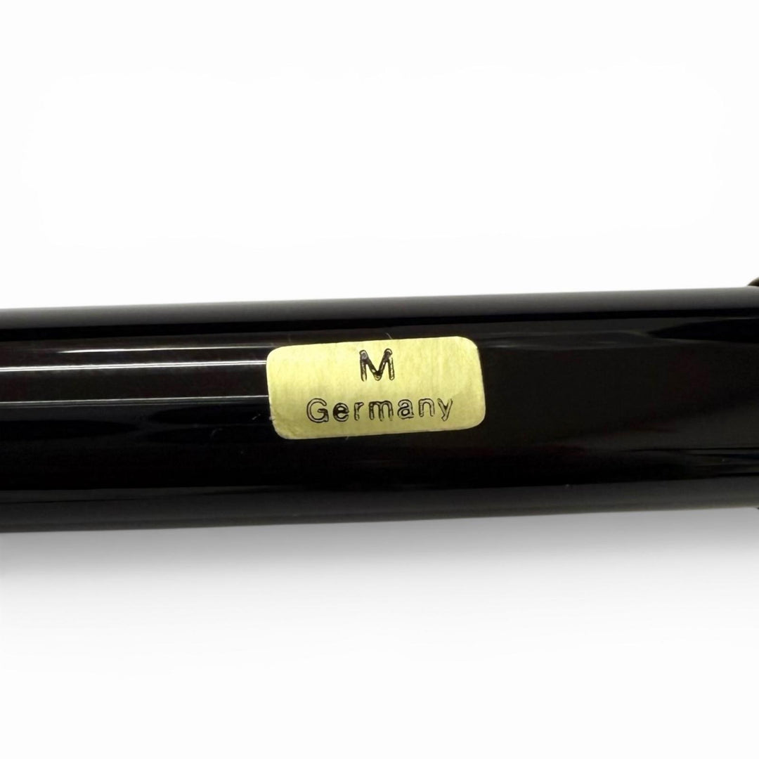 Excellent MONTBLANC fountain pen Meisterstück Classic black 14K mens