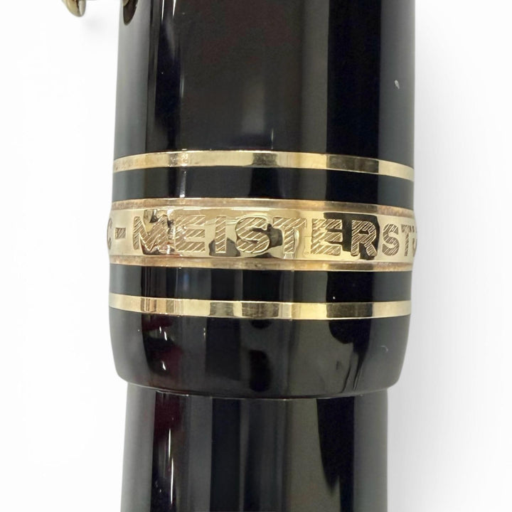 Excellent MONTBLANC fountain pen Meisterstück 146 black 14K mens
