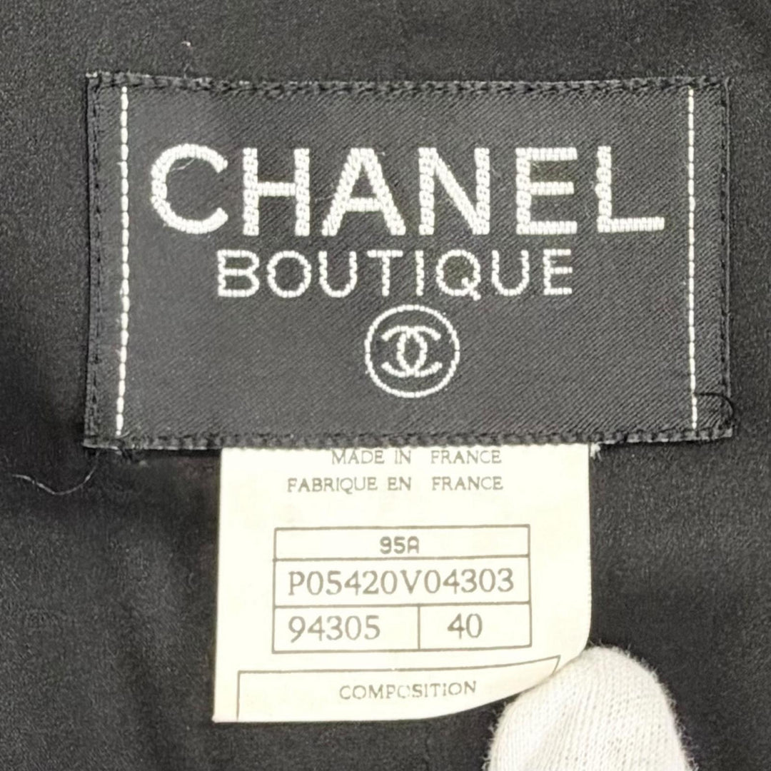 Excellent CHANEL Jacket COCO Mark button glitter tweed black wool 40 P05420 95A