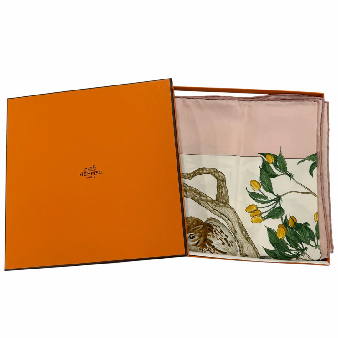 Excellent HERMES scarf U COEUR DES BOIS (In the Forest) Pink silk Women