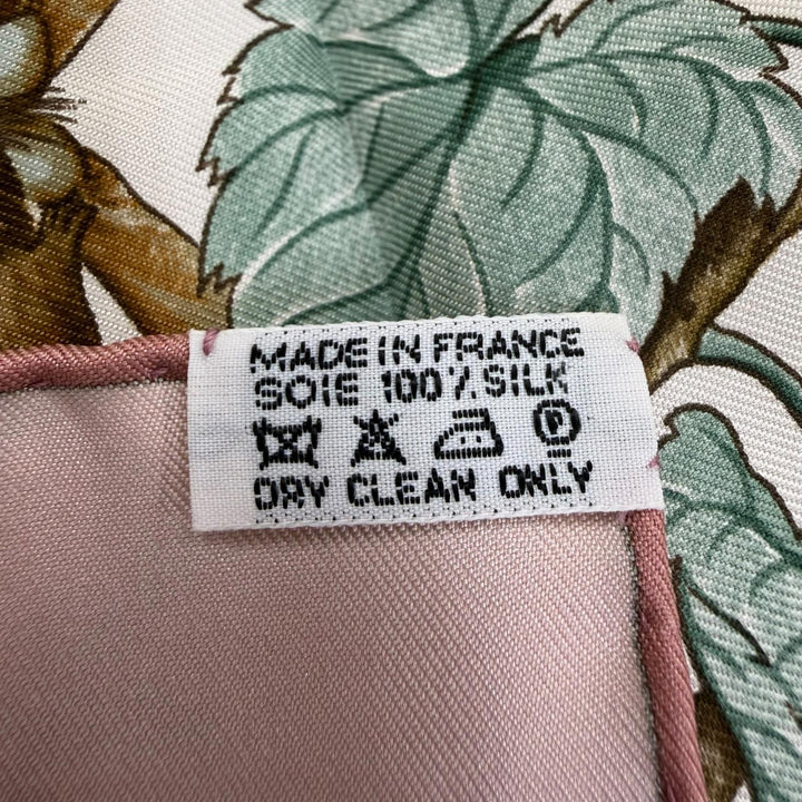 Excellent HERMES scarf U COEUR DES BOIS (In the Forest) Pink silk Women