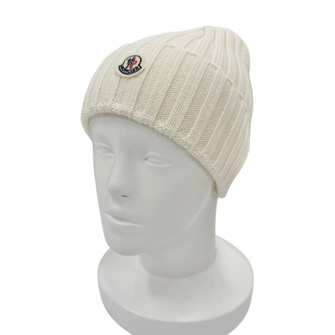 Pristine MONCLER Knit cap Beanie with logo patch Ivory wool Women