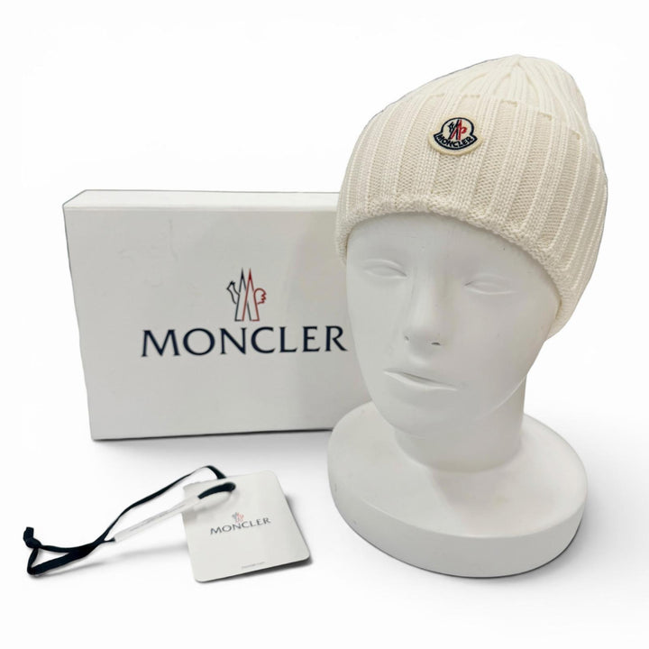Pristine MONCLER Knit cap Beanie with logo patch Ivory wool Women