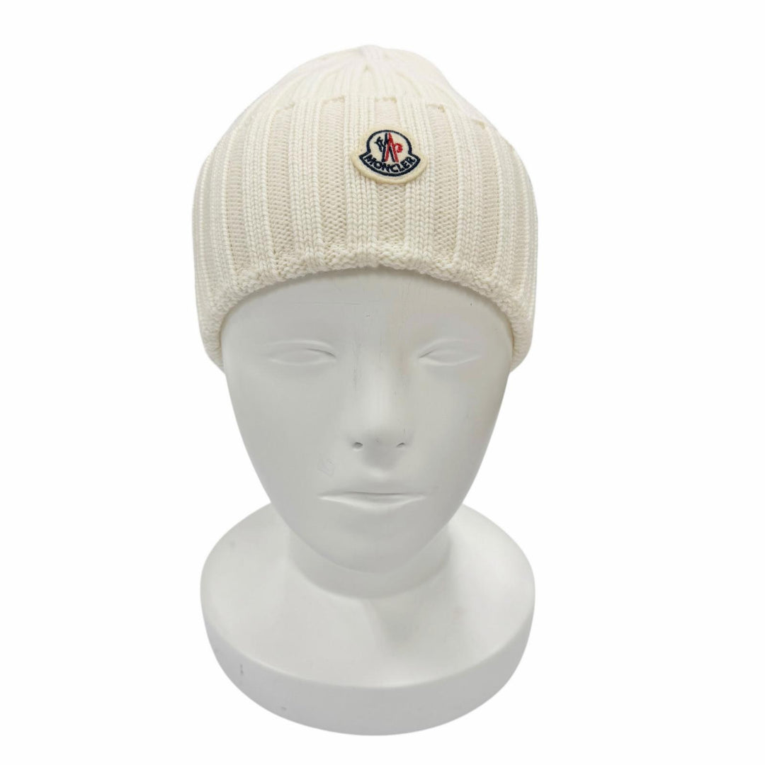 Pristine MONCLER Knit cap Beanie with logo patch Ivory wool Women