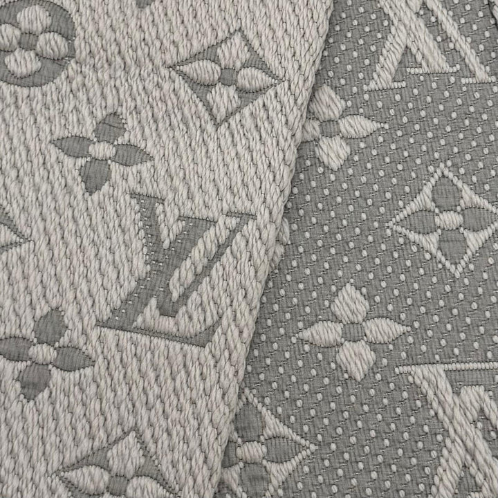 Great LOUIS VUITTON Scarf Escalp Logo Mania fringe wool Women M74742