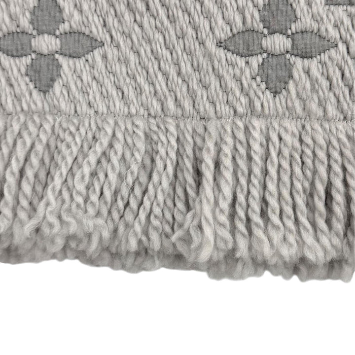 Great LOUIS VUITTON Scarf Escalp Logo Mania fringe wool Women M74742