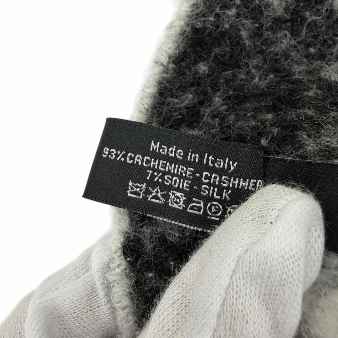 Great CHANEL Scarf COCO Mark Logo Design Fringe black cashmere Women AAA478