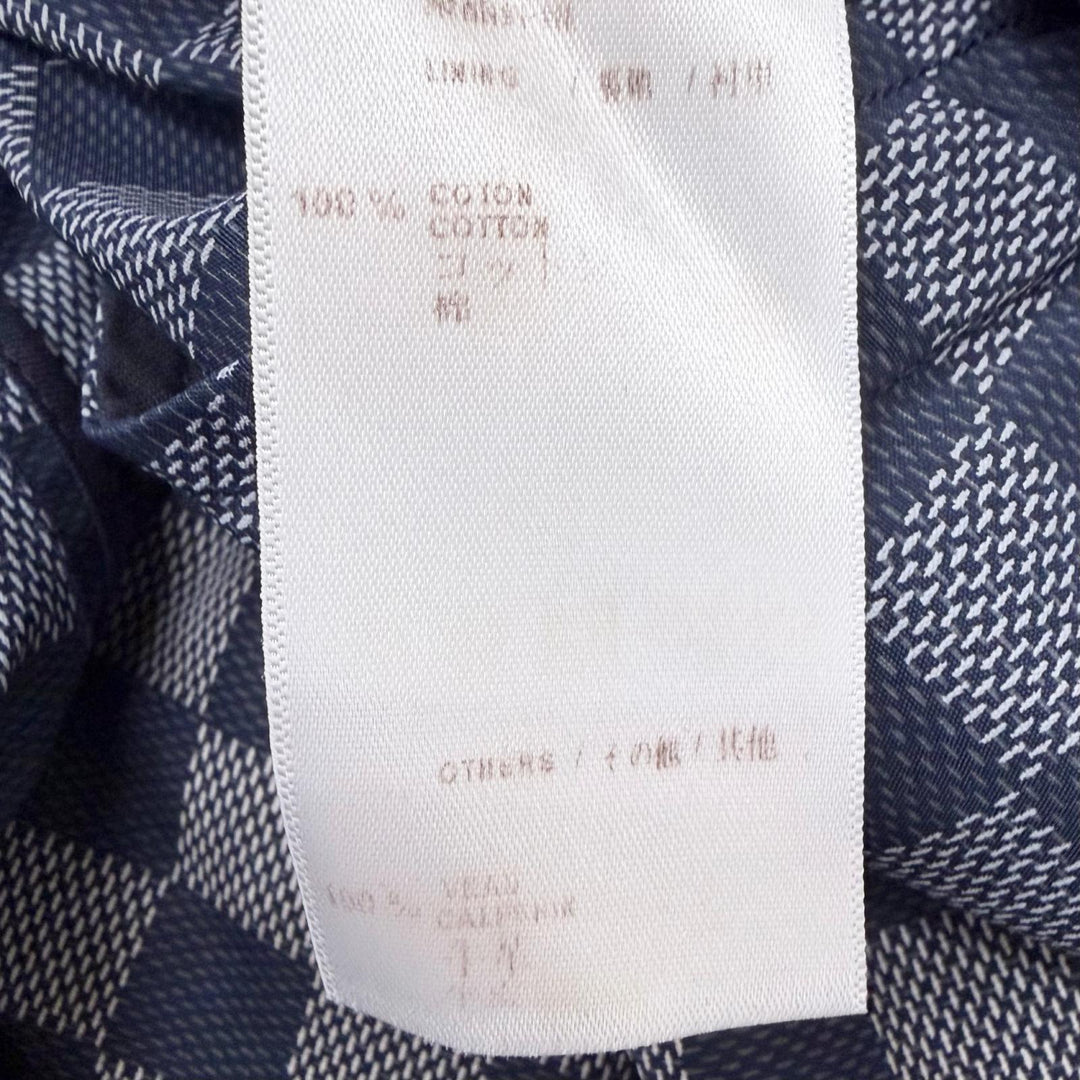 Excellent LOUIS VUITTON coat Damier Pattern lining