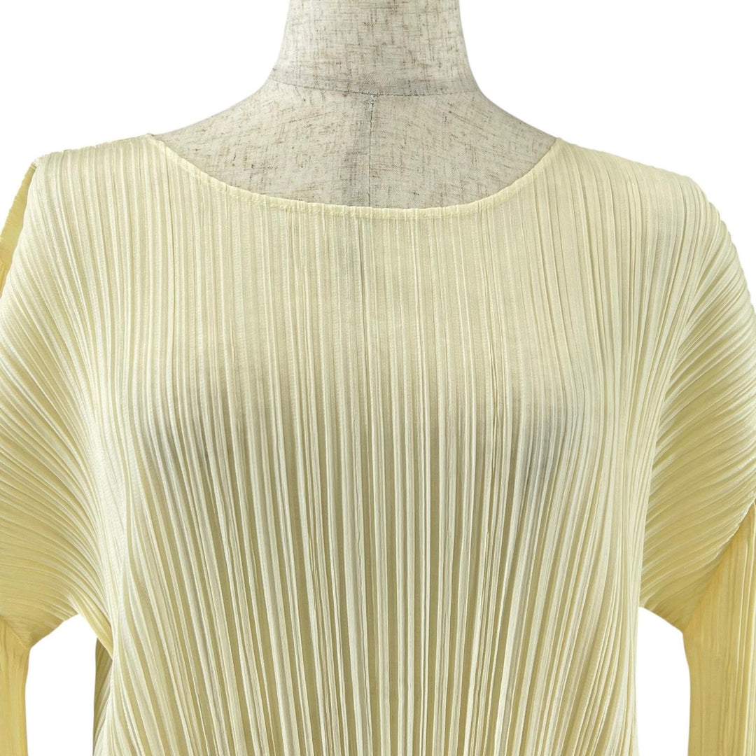 Great PLEATS PLEASE one piece Pleated Ivory polyester Women 2 PP71-JH167