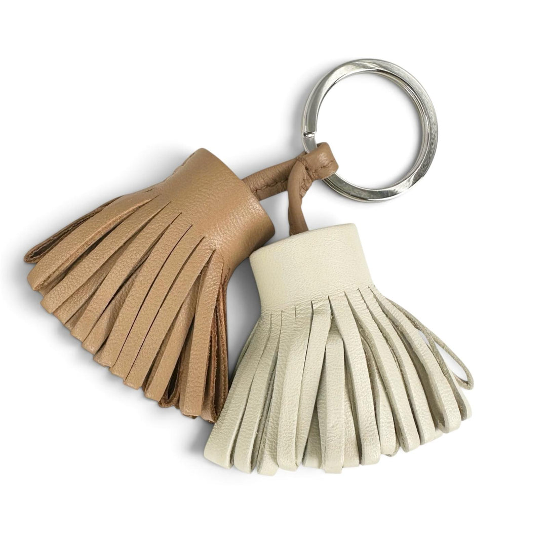 Excellent HERMES charm Carmen Unodos Key ring beige marfa Anyo Miro Women