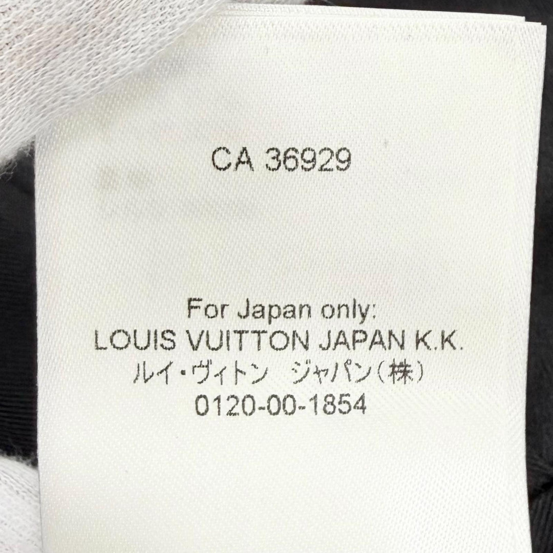 Pristine LOUIS VUITTON tailored jacket LV logo gold buttons, peaked lapels 36
