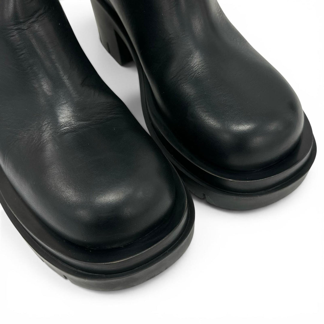 Great BOTTEGAVENETA Knee-high boots Lug sole side gore lug boots black 36