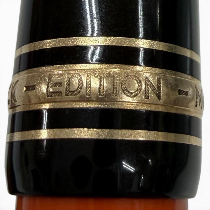 Very Good MONTBLANC Ballpoint pen Author Series 1992: Hemingway black mens