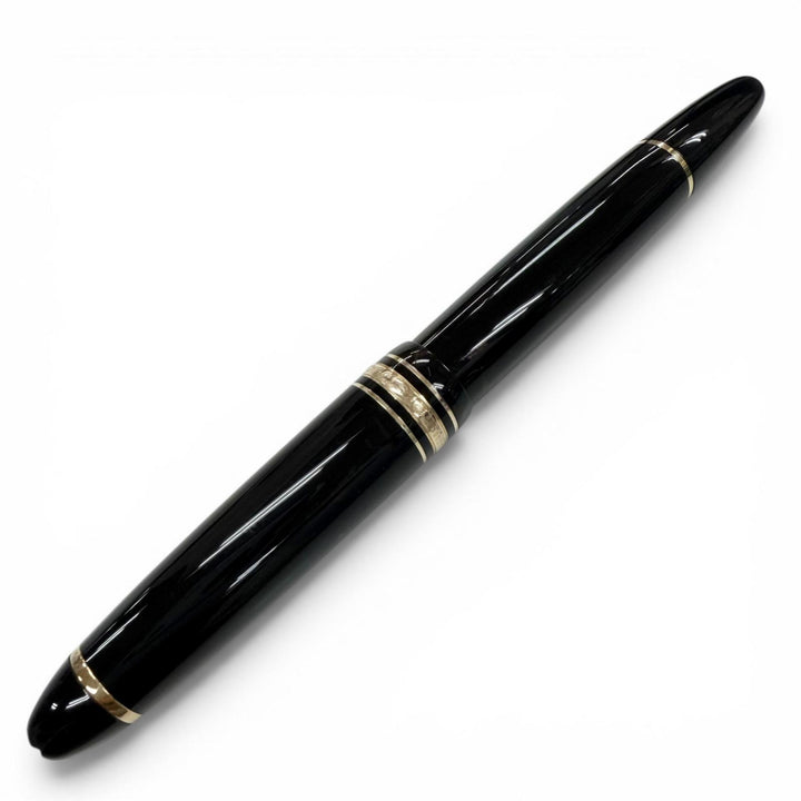 Great MONTBLANC fountain pen Meisterstück 146 white star black 14K mens