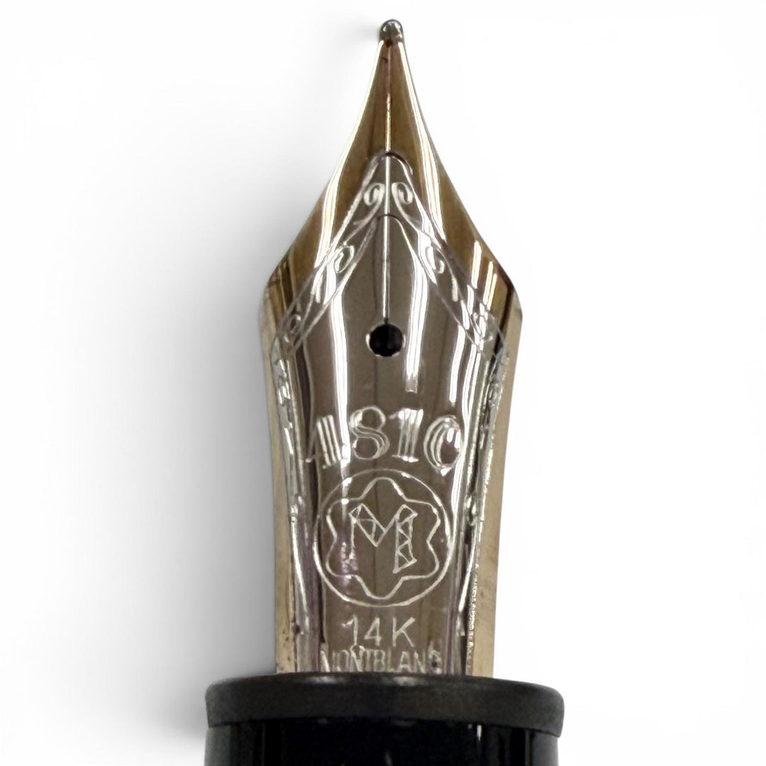 Great MONTBLANC fountain pen Meisterstück 146 white star black 14K mens