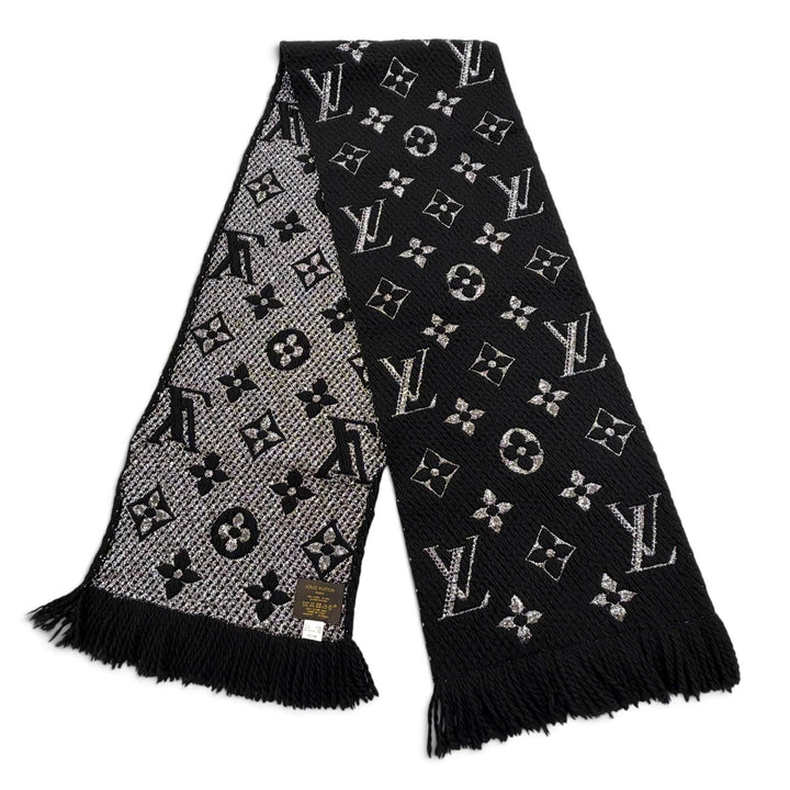 Great LOUIS VUITTON Scarf Escalp Logo Mania Shine Monogrammed with fringe M75833