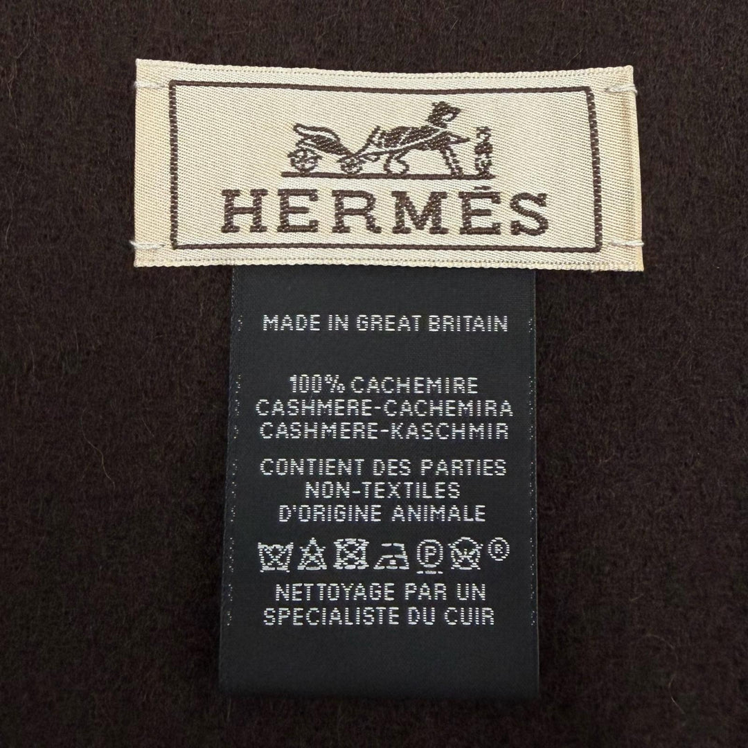 Excellent HERMES Scarf cashmere mens