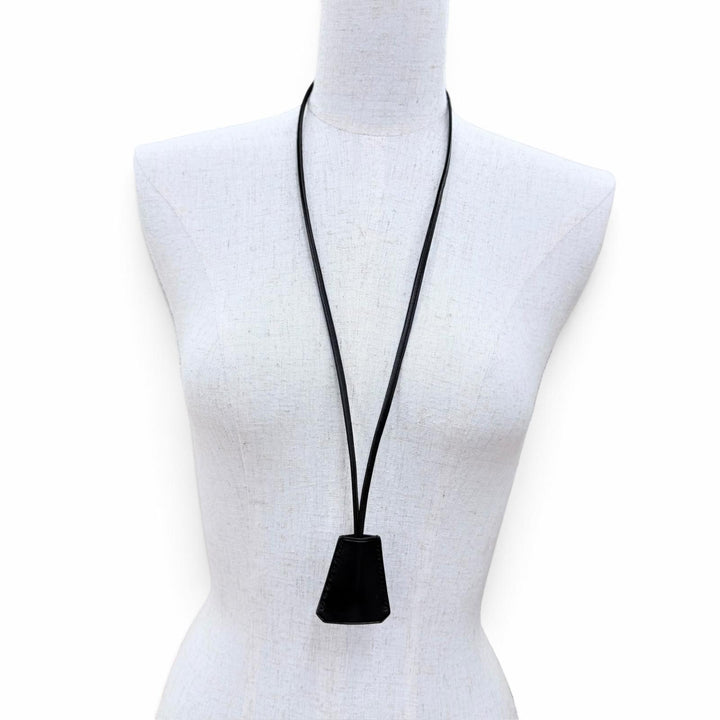 Excellent HERMES Necklace Clochette leather for Kelly watch black leather Women