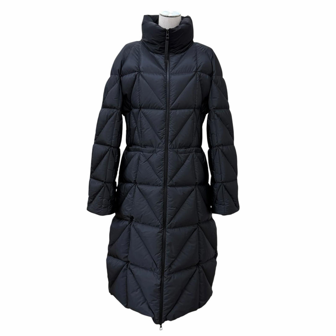 Great MONCLER down coat CERISE Logo patch, stand collar, zip-up jacket Nylon 4
