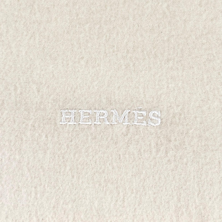 Great HERMES Scarf Logo embroidered fringe large stole Ivory cashmere Women