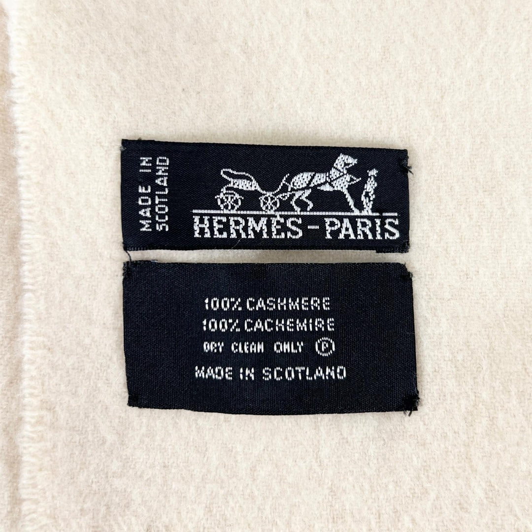 Great HERMES Scarf Logo embroidered fringe large stole Ivory cashmere Women
