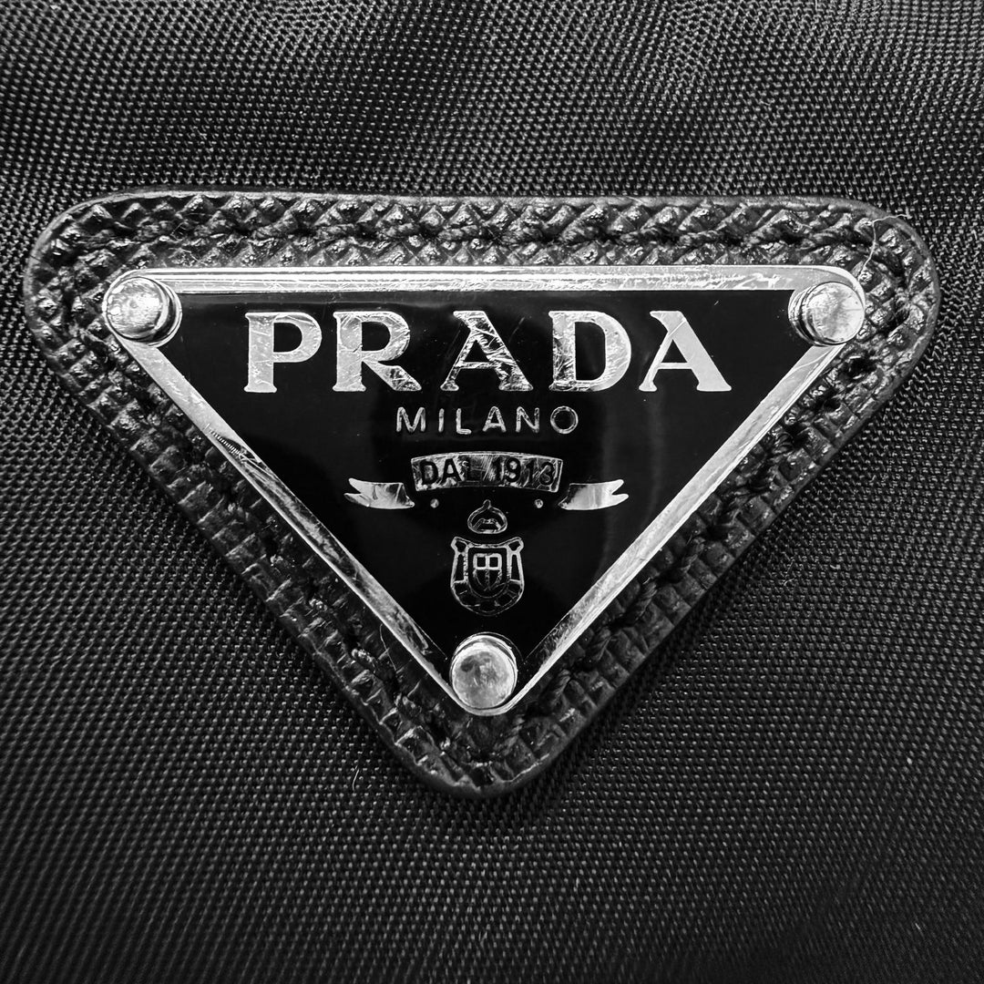 Great PRADA Pouch Micro Re-Nylon Triangle logo, Silver Metal, current model