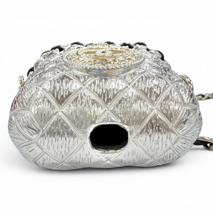 Excellent CHANEL Other accessories airpods case Silver Women B21A