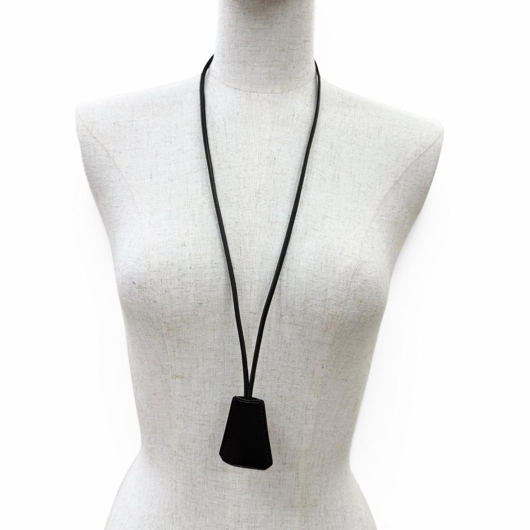 Excellent HERMES Necklace Clochette Necklace for Kelly Watch black leather Women