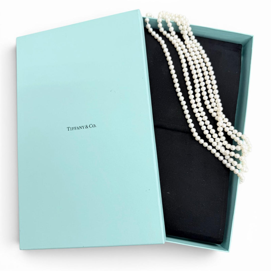 Great TIFFANY&Co. Necklace long white Freshwater pearl Women