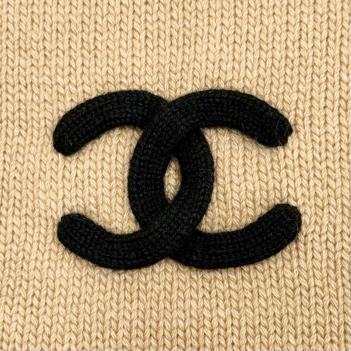 Excellent CHANEL Scarf COCO Mark Long beige cashmere Women 25A AAB111 B20763