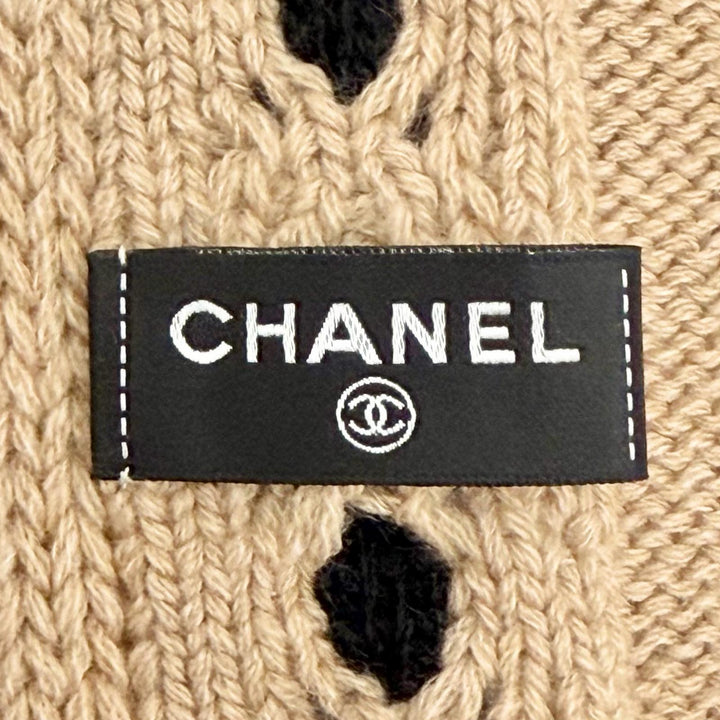Excellent CHANEL Scarf COCO Mark Long beige cashmere Women 25A AAB111 B20763