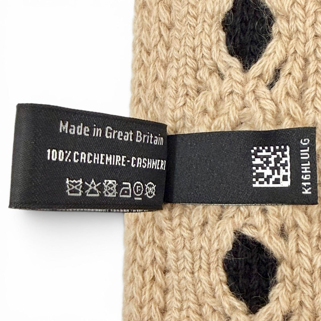 Excellent CHANEL Scarf COCO Mark Long beige cashmere Women 25A AAB111 B20763