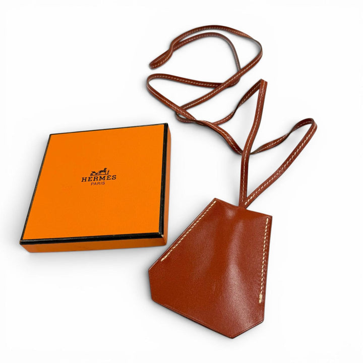 Great HERMES Necklace Margiela-era Clochette Brown leather mens
