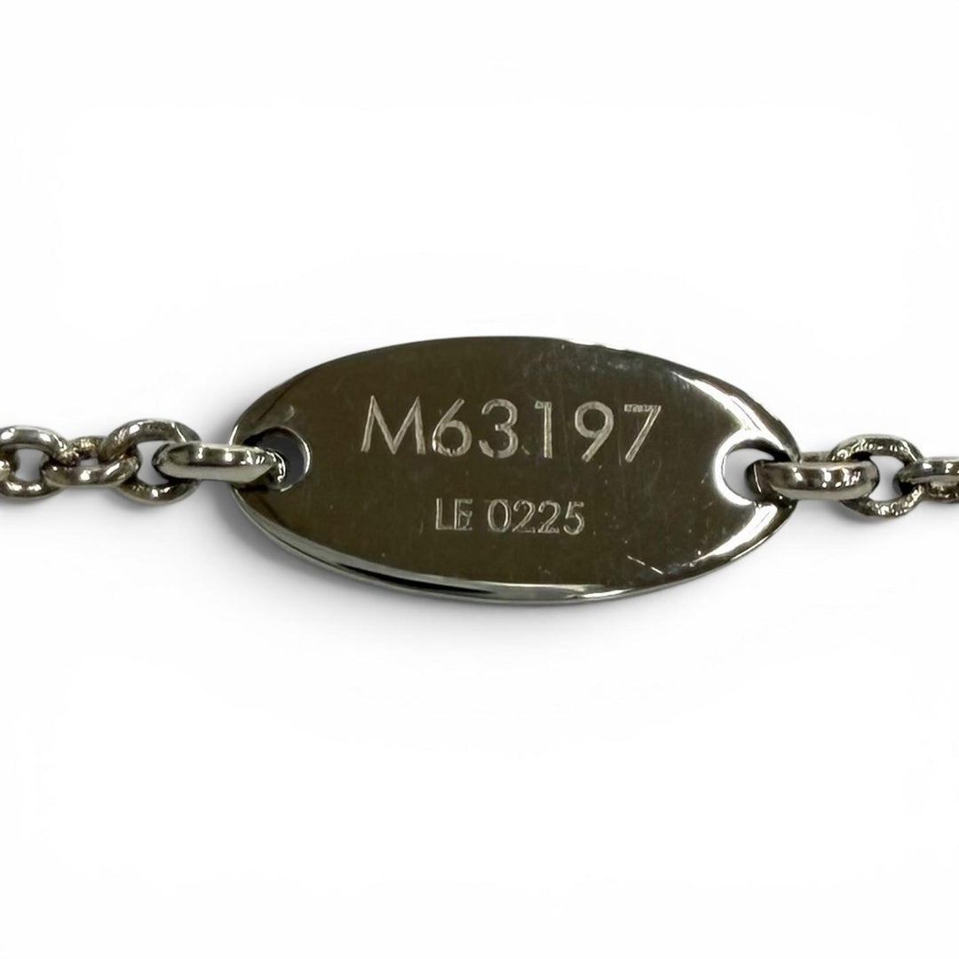 Excellent LOUIS VUITTON Necklace Necklace Essential V Silver Women M63197
