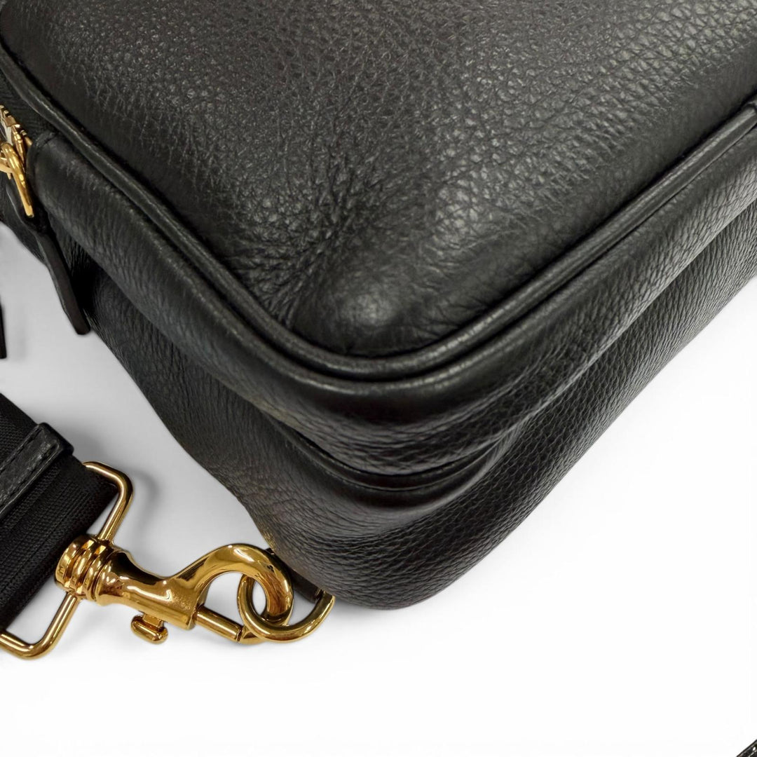 Excellent VERSACE Sling bag Medusa Sling black Cowhide mens 1008862