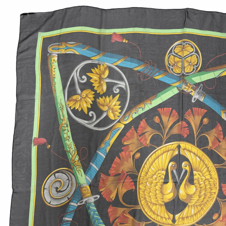 Great HERMES scarf DAIMYO PRINCES DU SOLEIL LEVANT multicolor silk Women