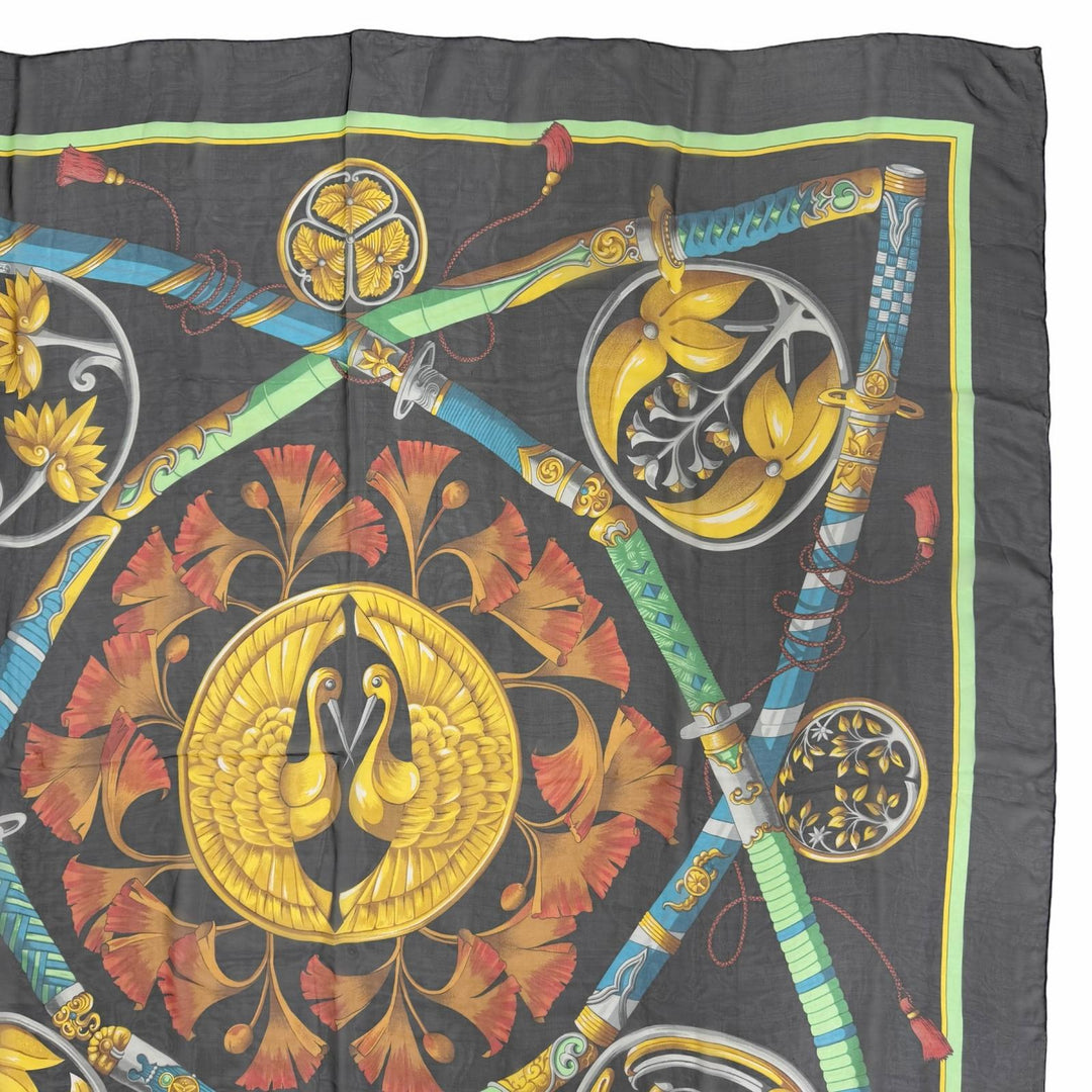Great HERMES scarf DAIMYO PRINCES DU SOLEIL LEVANT multicolor silk Women